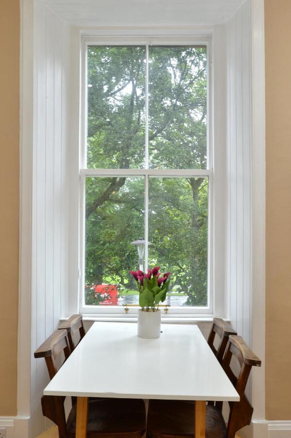 Home By The Meadows, Close To City Centre Edinburgh Exterior photo
